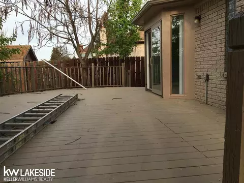 17693 Thomas, Macomb, MI 48044 photo 25