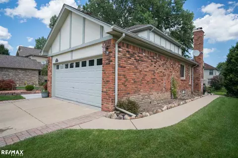 48264 Frank, Macomb, MI 48044 photo 5