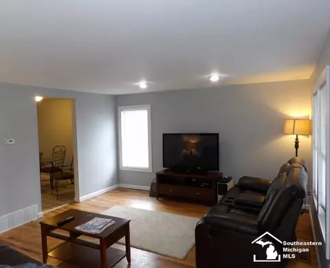 17796 Quarry, Riverview, MI 48193 photo 7