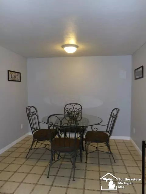 17796 Quarry, Riverview, MI 48193 photo 11