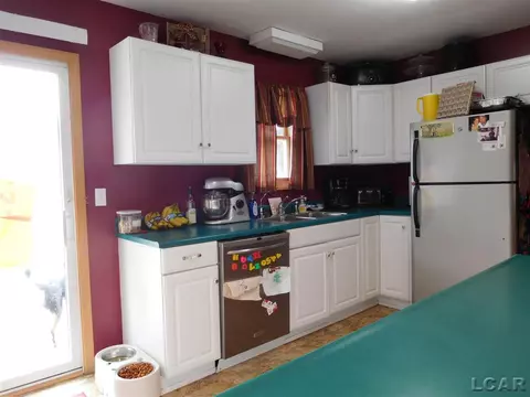 407 Elm, Britton, MI 49229 photo 2