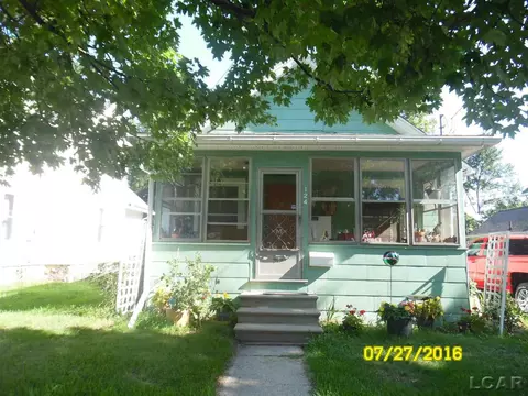 124 Arnold, Jackson, MI 49202 photo 1