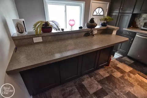 5137 Earl, Warren, MI 48092 photo 8