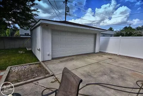 5137 Earl, Warren, MI 48092 photo 22