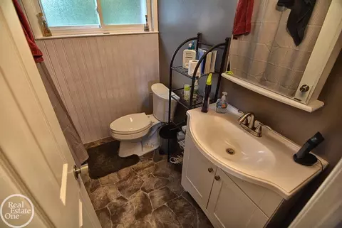 5137 Earl, Warren, MI 48092 photo 16