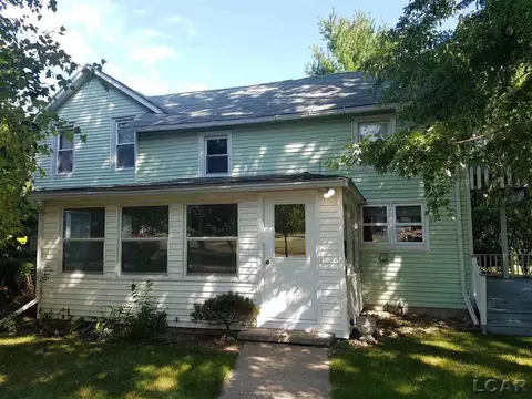 502 Adrian, Tecumseh, MI 49286 photo 2
