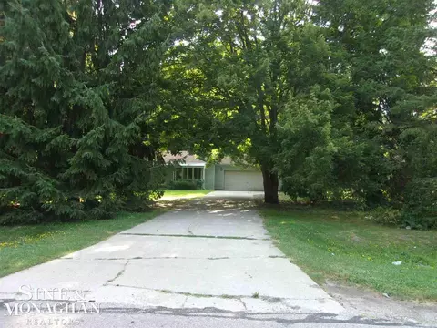 9793 Lee, Algonac, MI 48001 photo 2