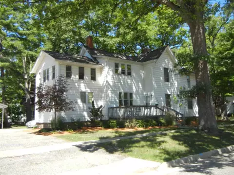 533 Ada, Owosso, MI 48867 photo 1