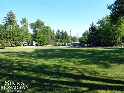 333 Virginia, Algonac, MI 48001 photo 3