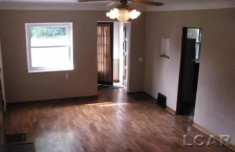 3334 Brooklyn, Jackson, MI 49201 photo 2
