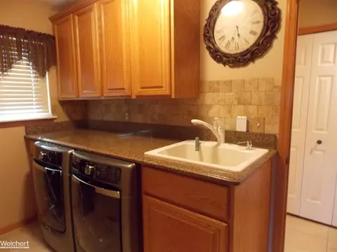 21157 Masters, Macomb, MI 48044 photo 24