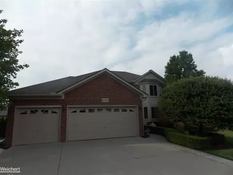 21157 Masters, Macomb, MI 48044 photo 1