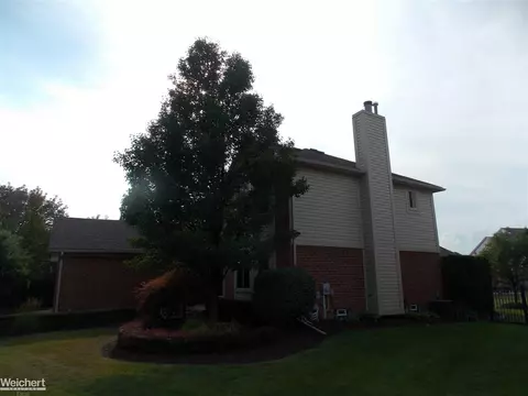 21157 Masters, Macomb, MI 48044 photo 4