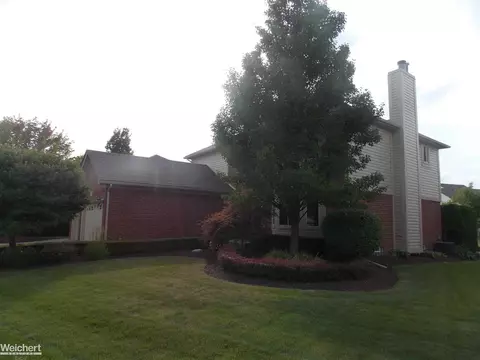 21157 Masters, Macomb, MI 48044 photo 5