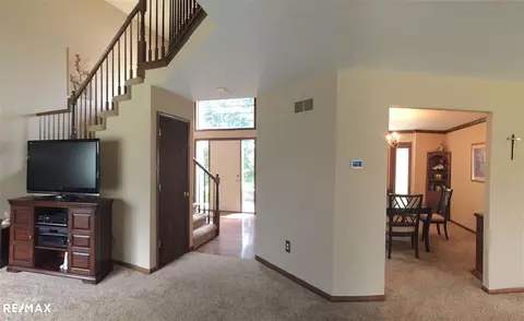 19507 Cornell, Macomb, MI 48044 photo 10