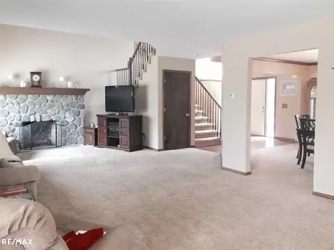 19507 Cornell, Macomb, MI 48044 photo 6