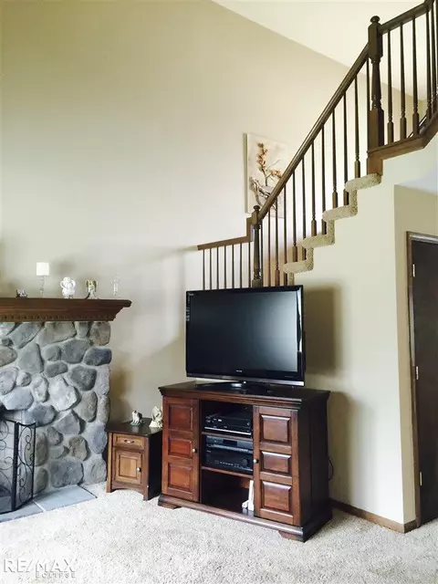 19507 Cornell, Macomb, MI 48044 photo 5