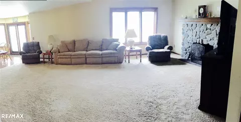 19507 Cornell, Macomb, MI 48044 photo 3