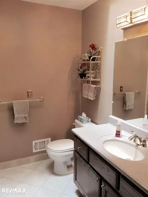 19507 Cornell, Macomb, MI 48044 photo 21