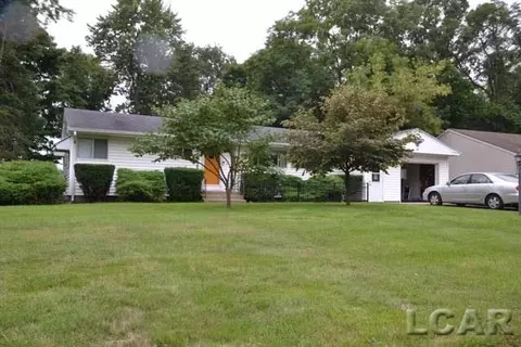 200 Burt, Tecumseh, MI 49286 photo 1