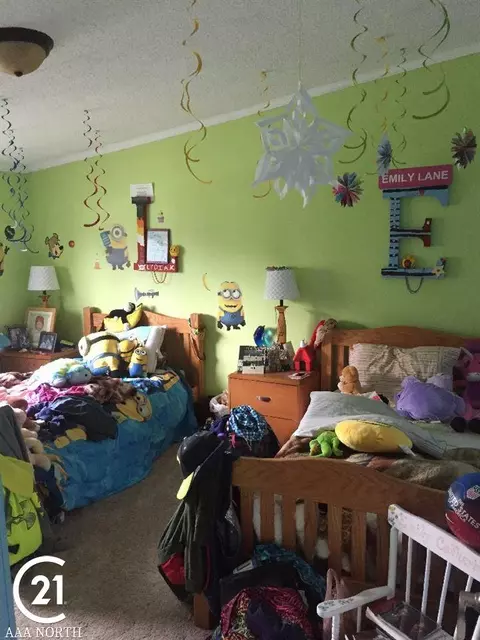 520 W W Ml, Capac, MI 48014 photo 12