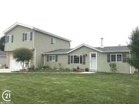 520 W W Ml, Capac, MI 48014 photo 1