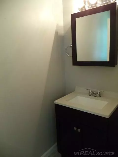22141 Beverly, Oak Park, MI 48237 photo 12
