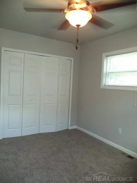 22141 Beverly, Oak Park, MI 48237 photo 11