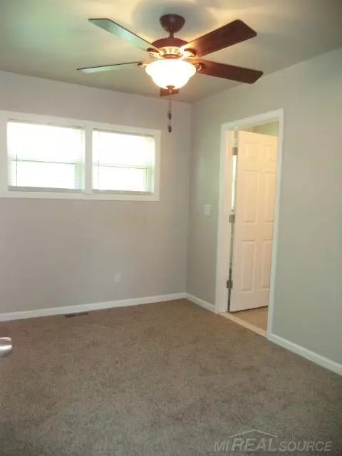 22141 Beverly, Oak Park, MI 48237 photo 14