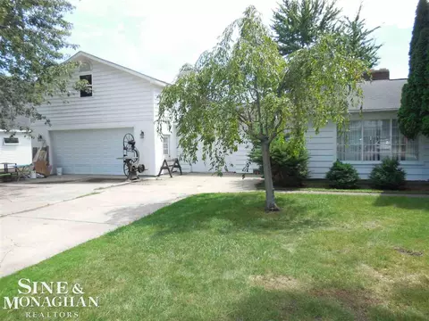 7531 Colony, Algonac, MI 48001 photo 4