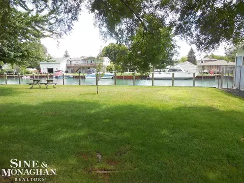 7531 Colony, Algonac, MI 48001 photo 13