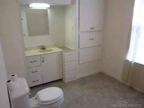 809 Summer, Algonac, MI 48001 photo 5