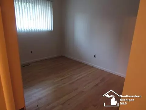 25577 Rusty, Taylor, MI 48180 photo 10
