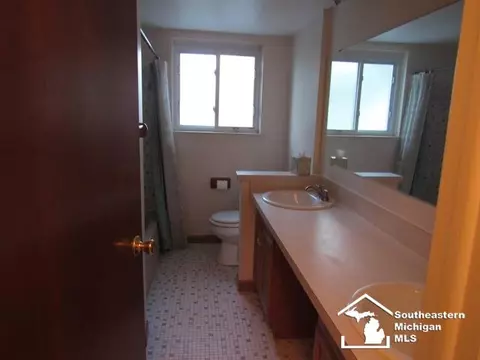 25577 Rusty, Taylor, MI 48180 photo 11