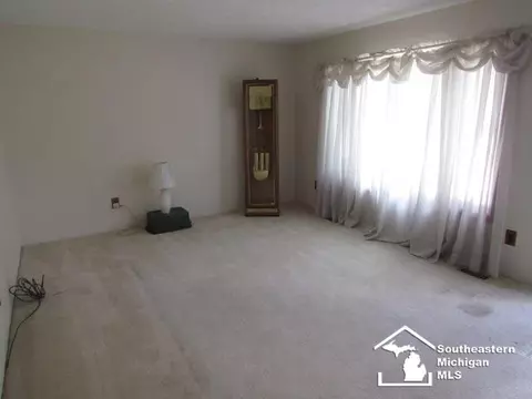 25577 Rusty, Taylor, MI 48180 photo 5