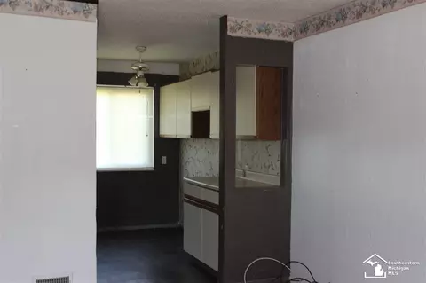 13416 Beech Daly, Taylor, MI 48180 photo 9