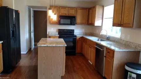18103 Huron, Macomb, MI 48042 photo 10