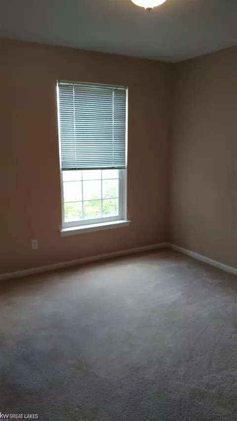 18103 Huron, Macomb, MI 48042 photo 23