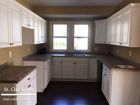 802 Jay, Saint Clair, MI 48079 photo 3