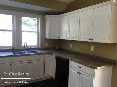 802 Jay, Saint Clair, MI 48079 photo 4