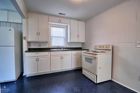 9825 St John, Algonac, MI 48001 photo 5
