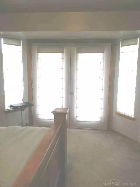 51328 Hook, Macomb, MI 48042 photo 11