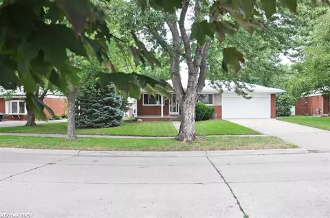 5231 Bart, Warren, MI 48091 photo 1