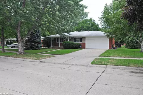 5231 Bart, Warren, MI 48091 photo 2