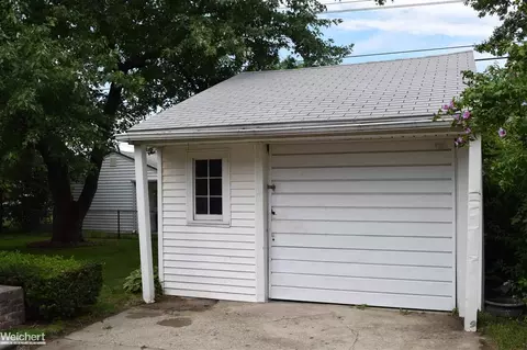 5267 E 13 Mile, Warren, MI 48092 photo 4