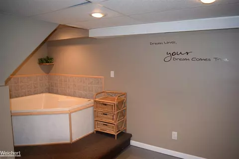 5267 E 13 Mile, Warren, MI 48092 photo 25