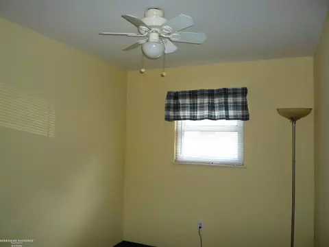 357 Chippewa, Clawson, MI 48017 photo 11