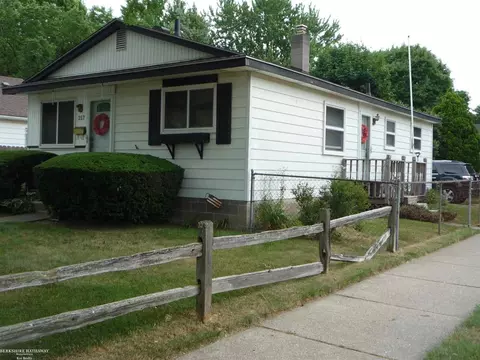 357 Chippewa, Clawson, MI 48017 photo 2