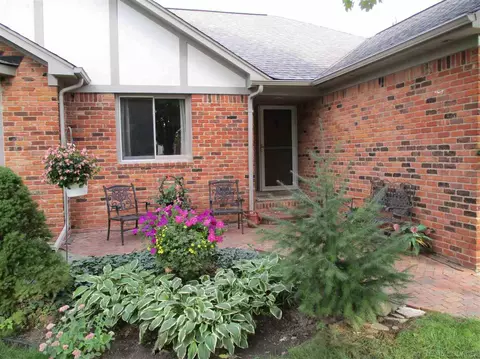 33720 Pineview, Fraser, MI 48026 photo 3