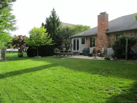 33720 Pineview, Fraser, MI 48026 photo 6